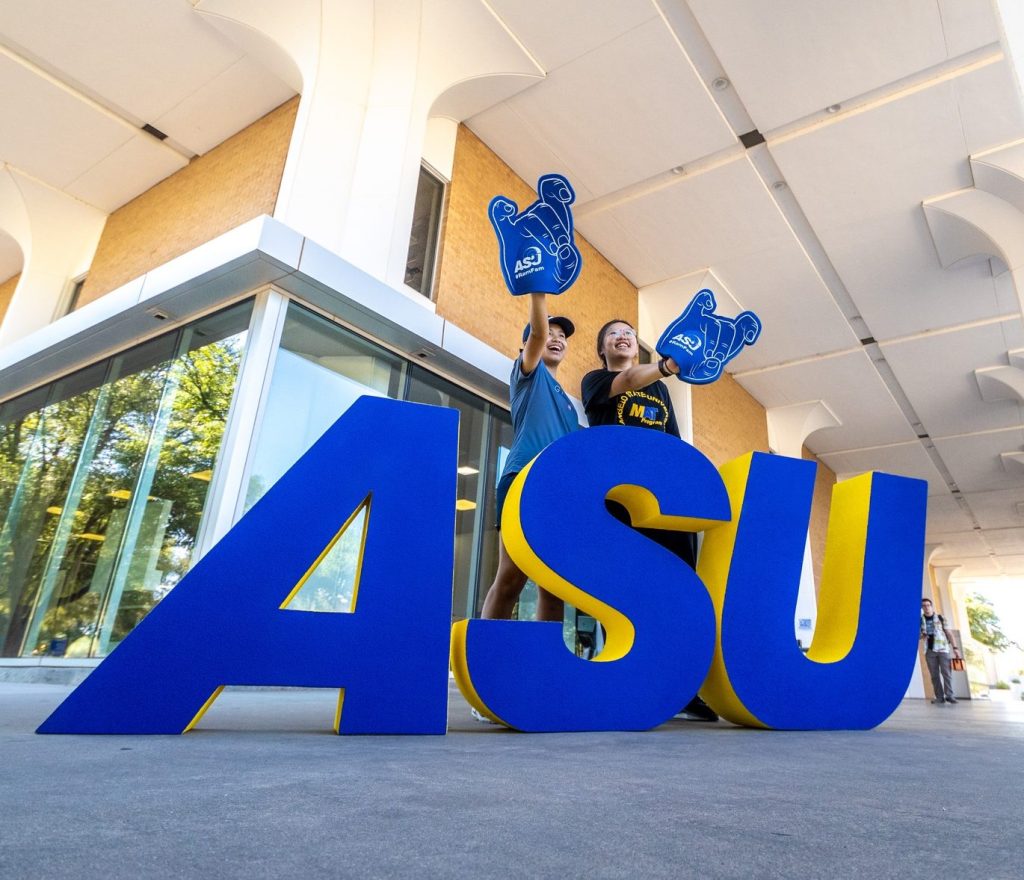 Cơn mưa học bổng từ Angelo State University – ILMers chạm đích giấc mơ du học Mỹ